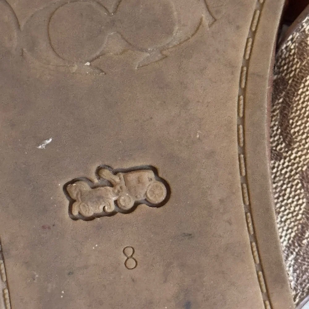 Coach Brown and Tan Slide Sandals | 8B - Picture 6 of 8